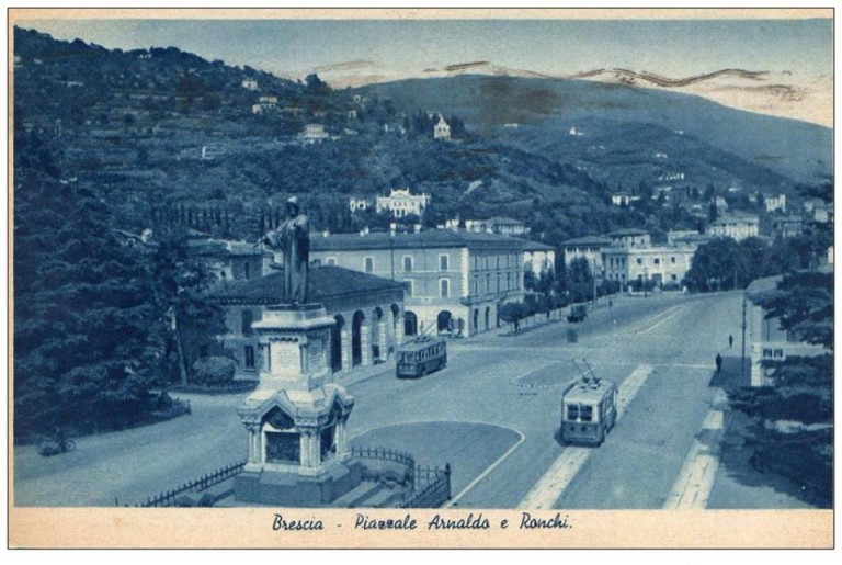 Piazzale Arnaldo con vista sui Ronchi – Brescia 1941