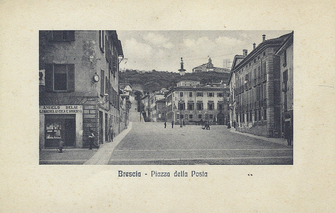 Piazza della Posta - Brescia primi del 900