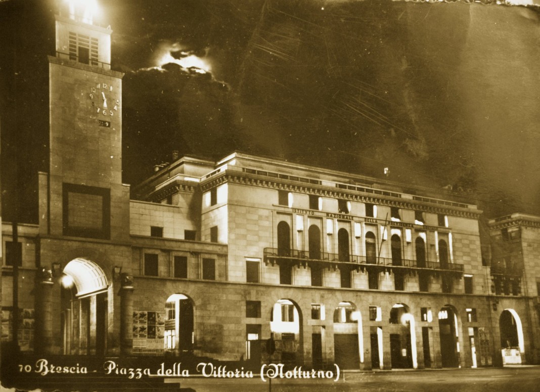 Piazza della Vittoria (Notturno) - Brescia 1955