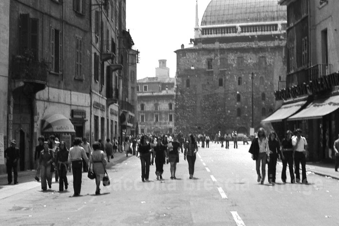 Via San Faustino e Piazza Rovetta - Brescia 1979
