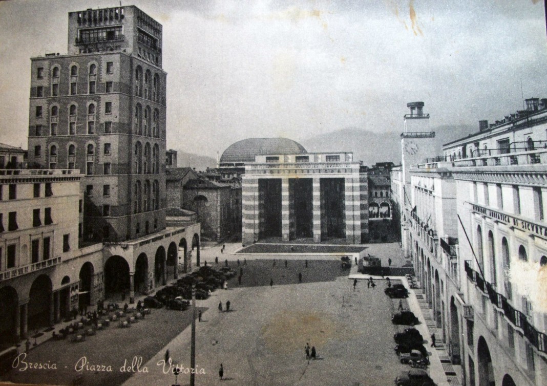 Piazza della Vittoria - Brescia 1959
