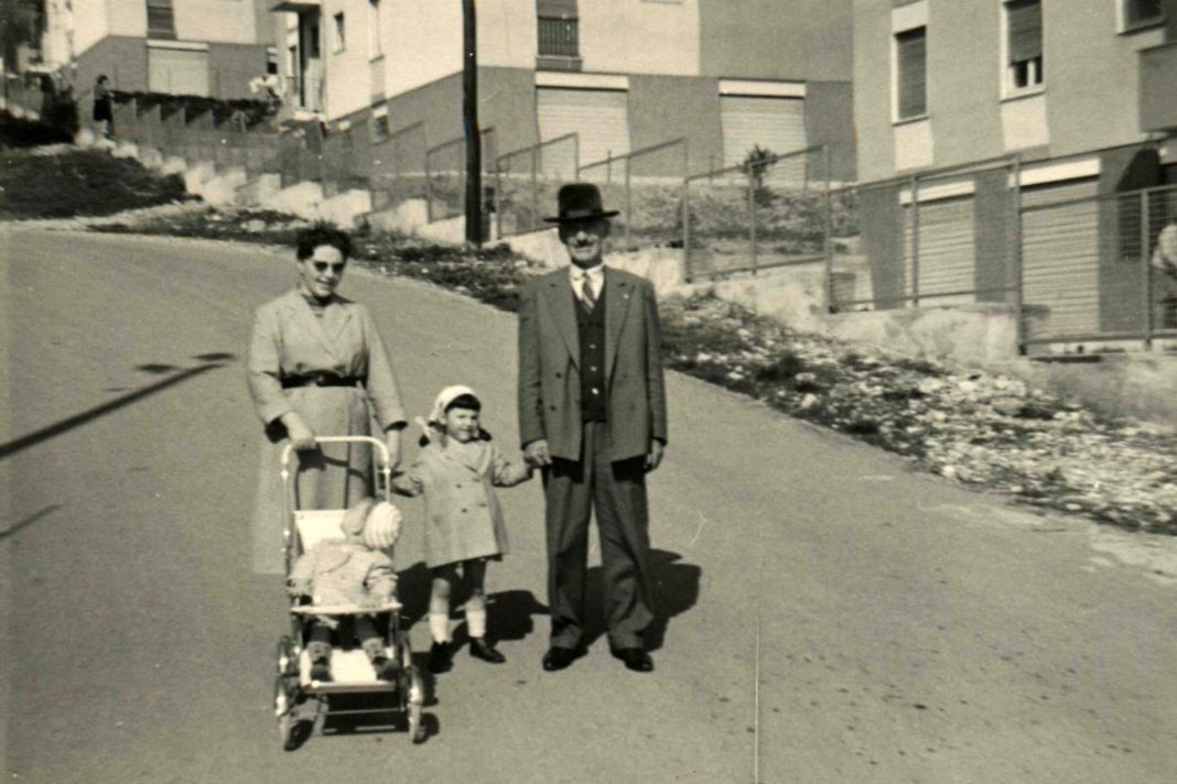 Famiglia Dizioni nel 1958